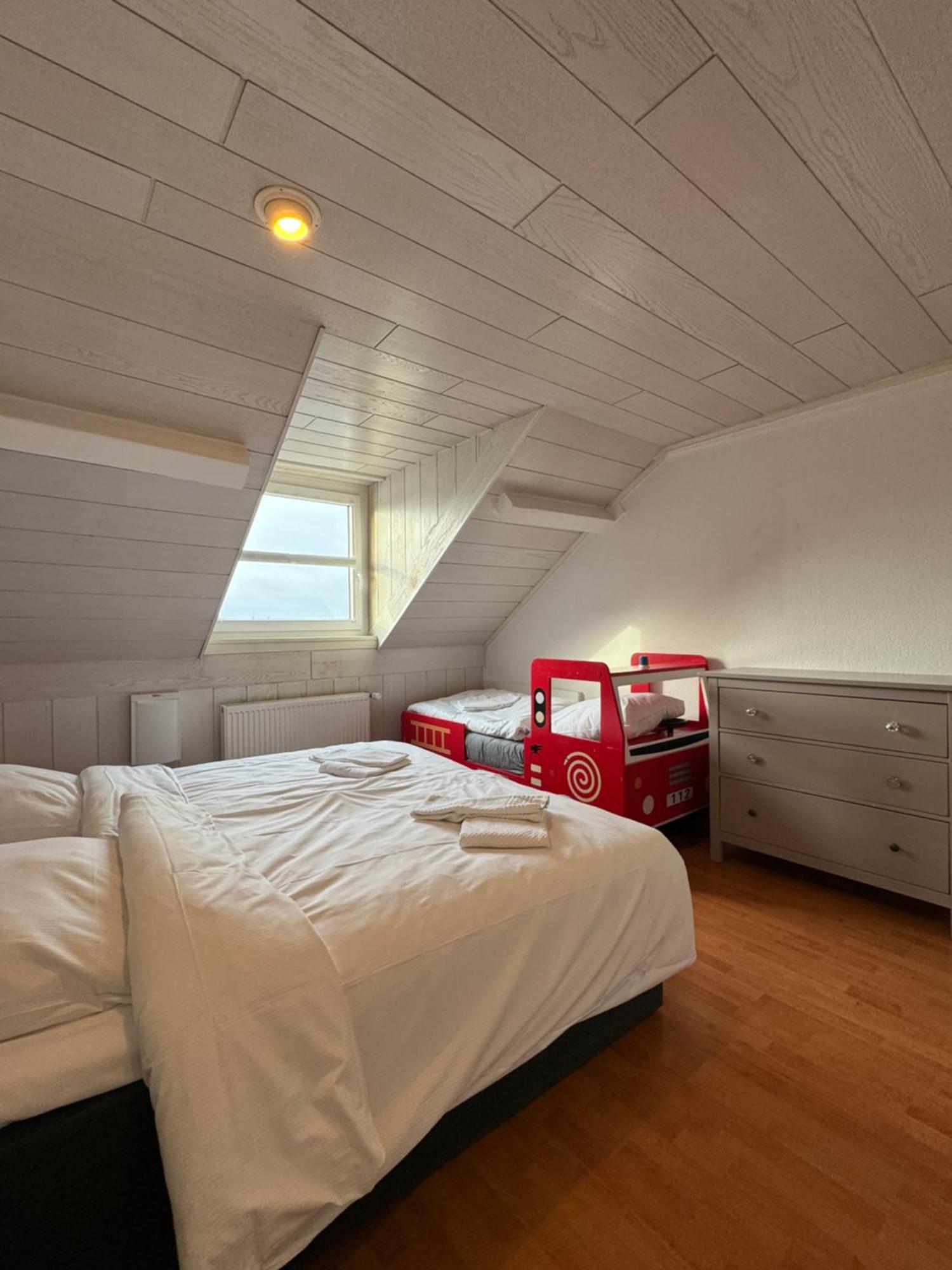 Der Schwan 7 - 3 Schlafzimmer - 2 Balkone - Zentral - 100 Qm Düren - Eifel Dış mekan fotoğraf