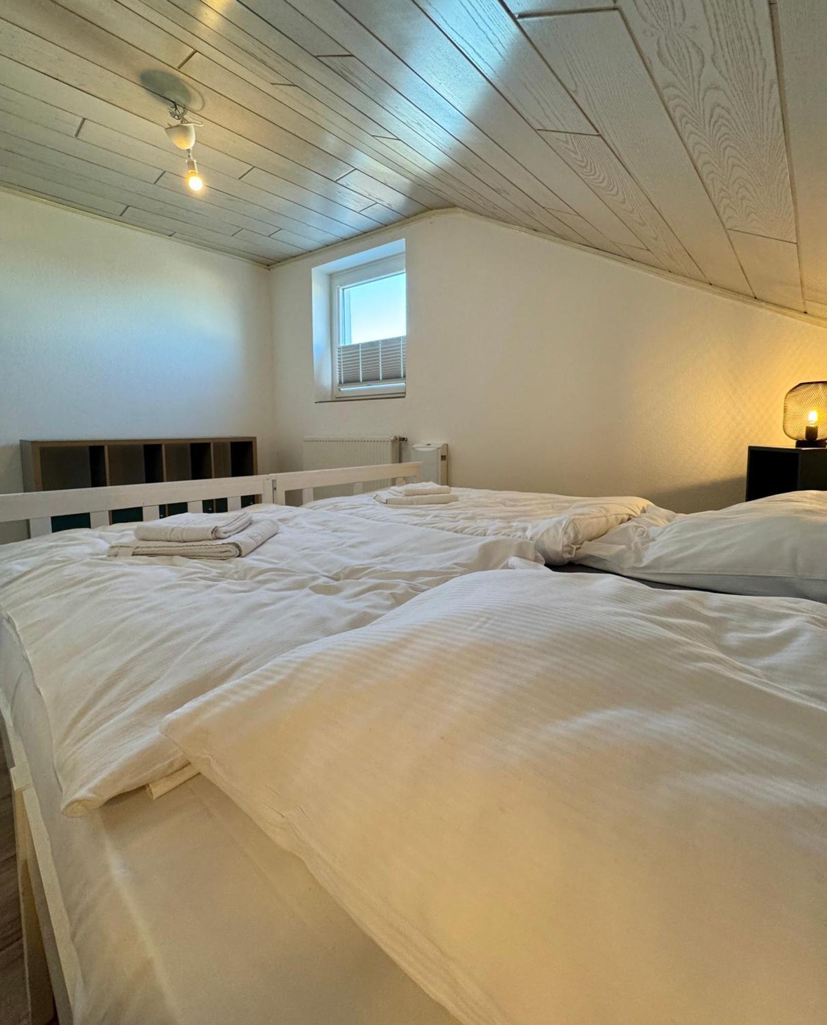 Der Schwan 7 - 3 Schlafzimmer - 2 Balkone - Zentral - 100 Qm Düren - Eifel Dış mekan fotoğraf